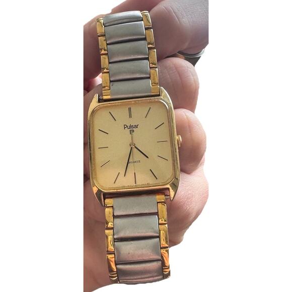 Vintage Pulsar Gold Tone Rectangular Watch Quartz NEW BATTERY Two Tone Bracelet